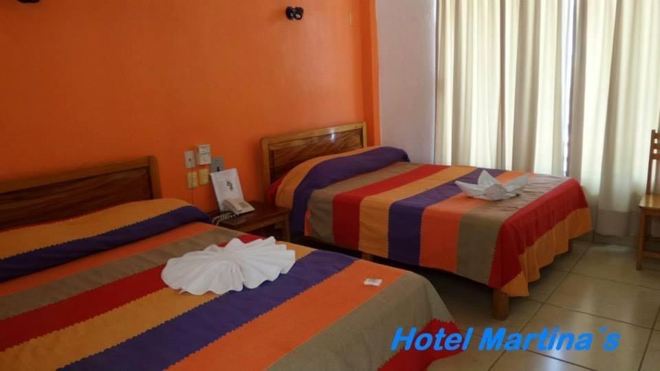 Hotel Martina'S Пуерто Ескондидо Екстериор снимка